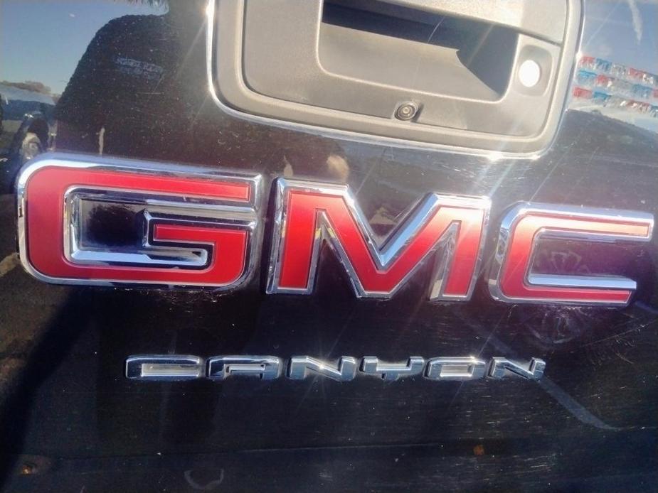 used 2022 GMC Canyon car, priced at $32,840