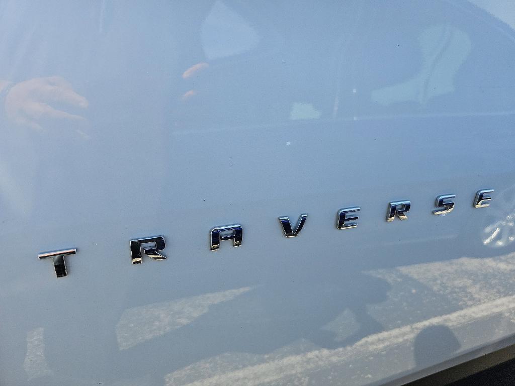 used 2018 Chevrolet Traverse car, priced at $19,795