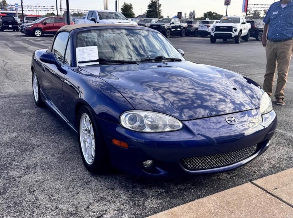 used 2001 Mazda MX-5 Miata car