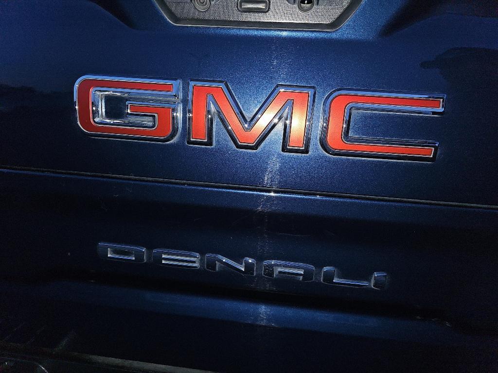 used 2022 GMC Sierra 1500 car, priced at $47,480