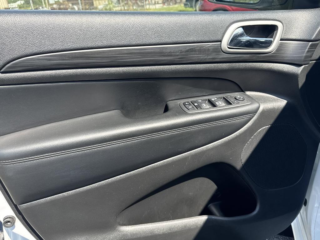 used 2022 Jeep Grand Cherokee WK car, priced at $28,325