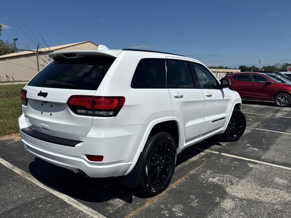 used 2022 Jeep Grand Cherokee WK car, priced at $28,325