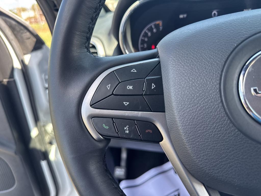 used 2022 Jeep Grand Cherokee WK car, priced at $28,325