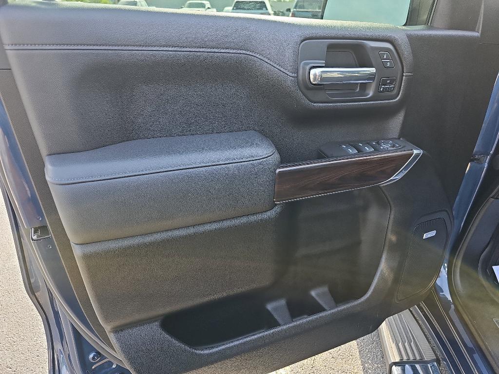 used 2021 GMC Sierra 1500 car, priced at $43,295