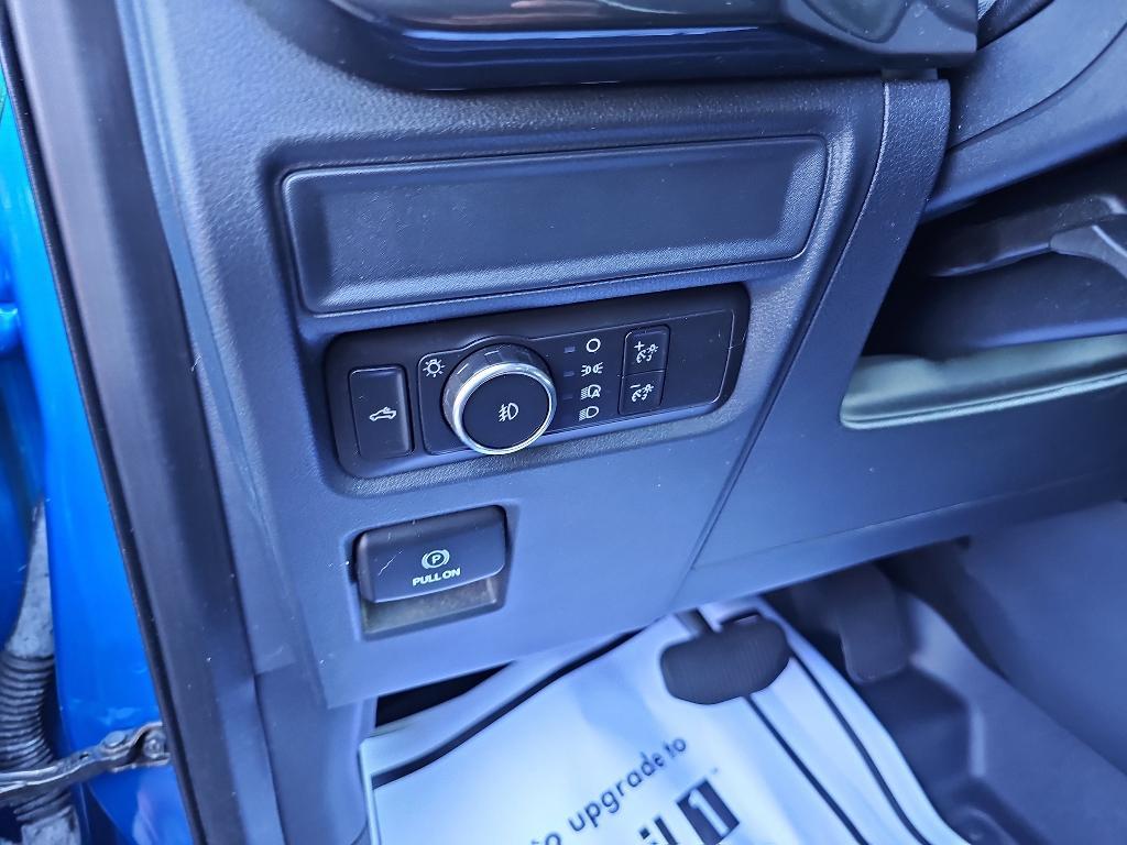 used 2021 Ford F-150 car, priced at $33,290