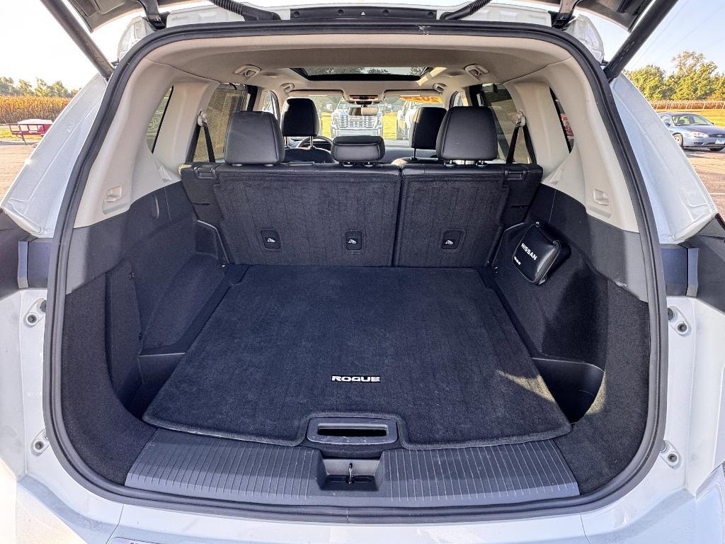 used 2024 Nissan Rogue car