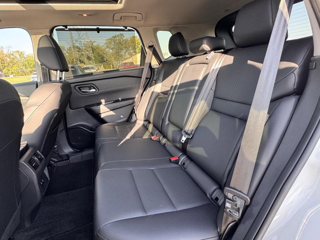 used 2024 Nissan Rogue car