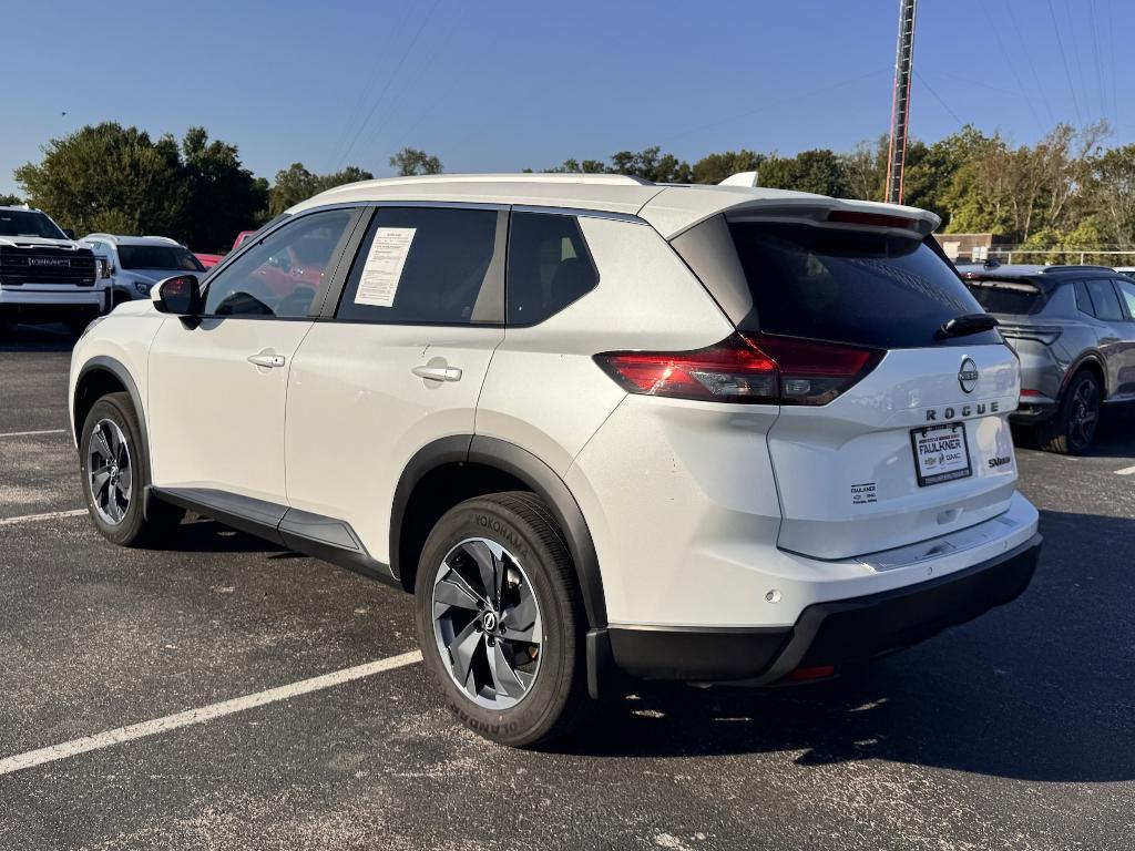 used 2024 Nissan Rogue car