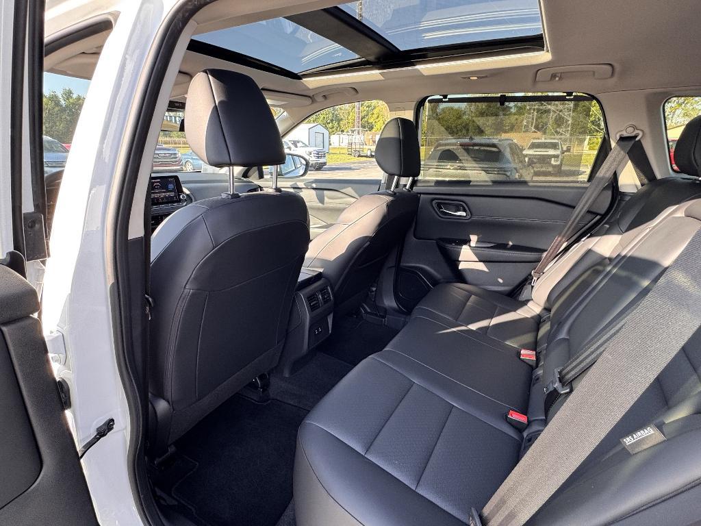 used 2024 Nissan Rogue car