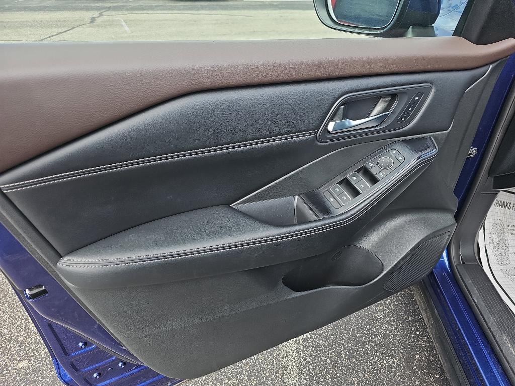used 2023 Nissan Rogue car, priced at $25,995