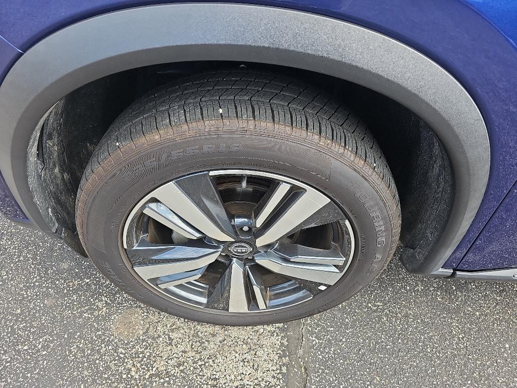 used 2023 Nissan Rogue car, priced at $25,995