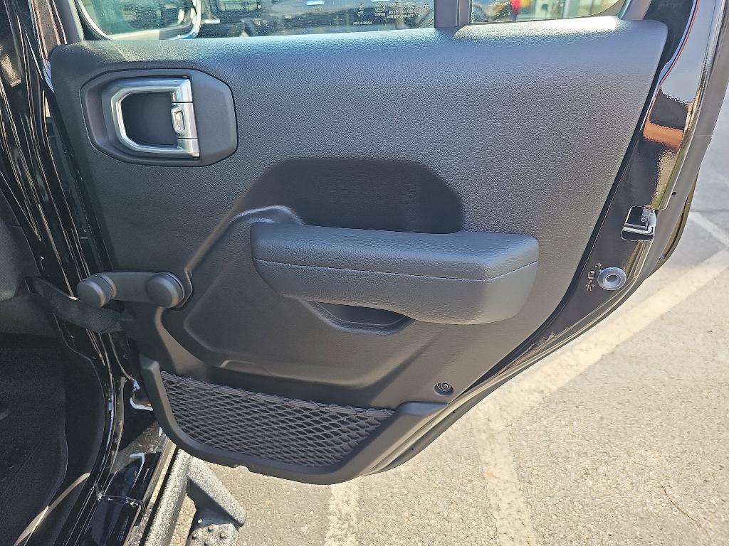 used 2024 Jeep Gladiator car, priced at $38,850