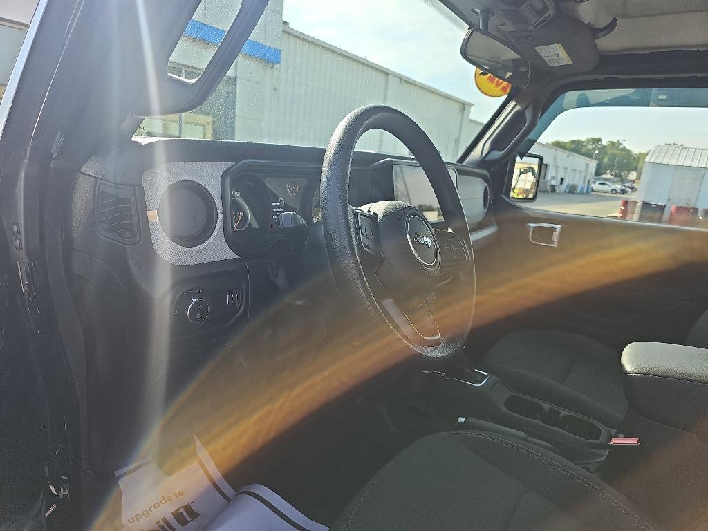 used 2024 Jeep Gladiator car, priced at $38,850