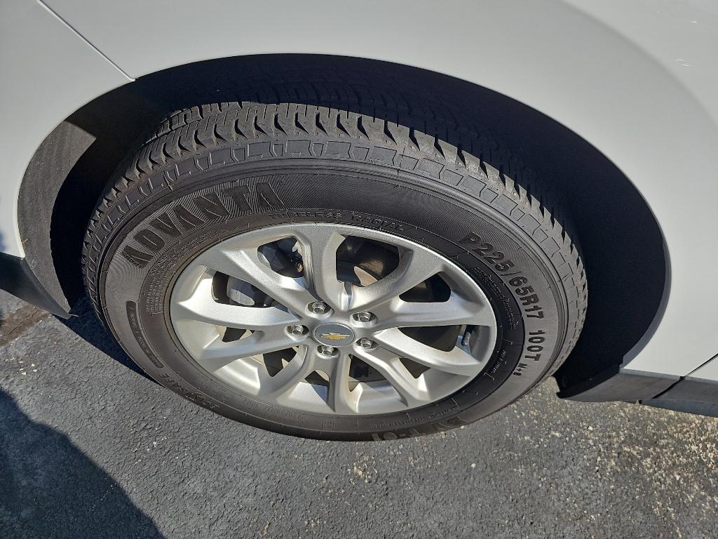 used 2020 Chevrolet Equinox car, priced at $18,995