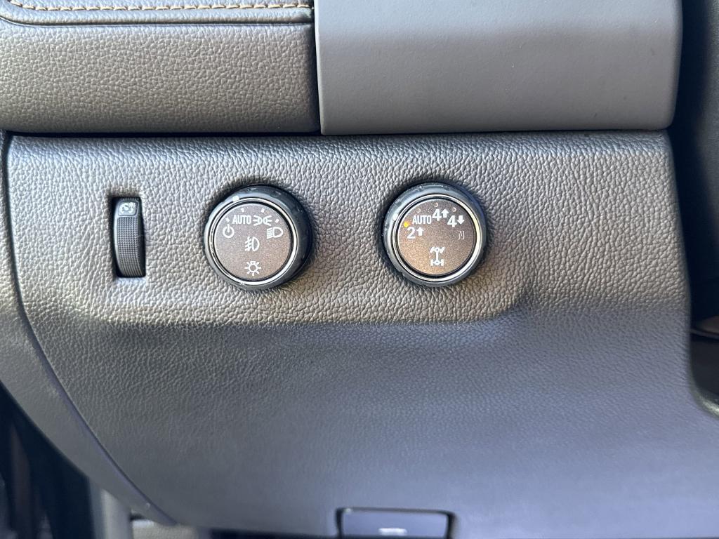 used 2022 GMC Canyon car, priced at $37,975