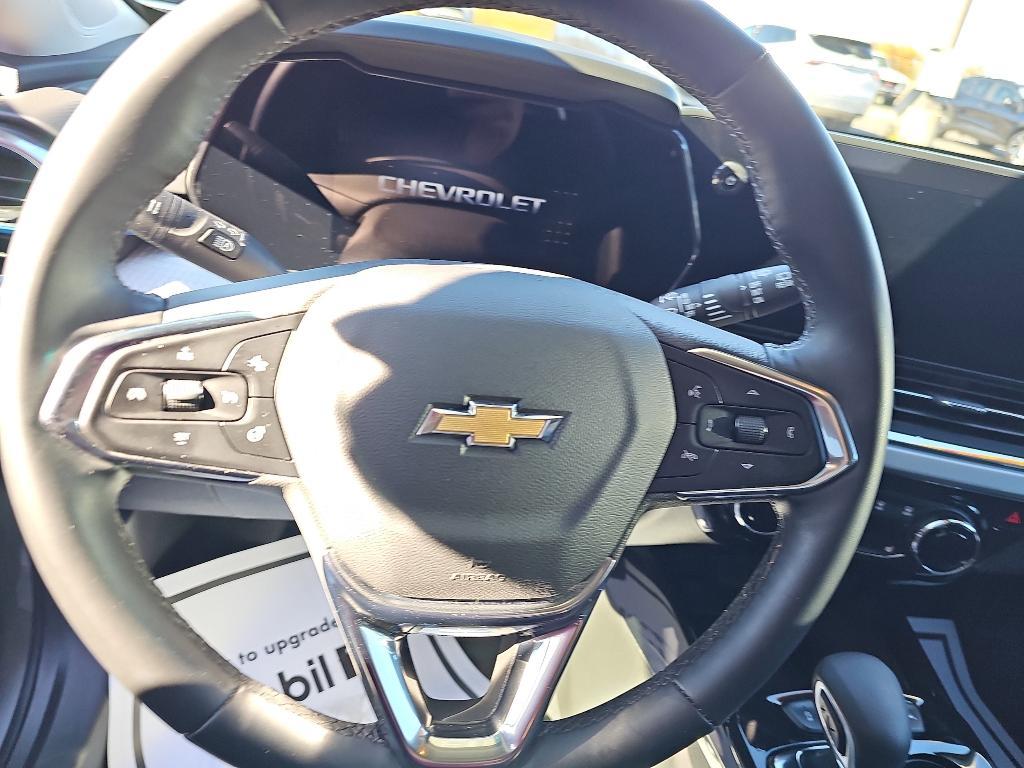 used 2025 Chevrolet Trax car, priced at $23,185