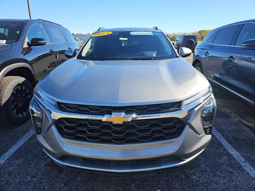 used 2025 Chevrolet Trax car, priced at $23,185