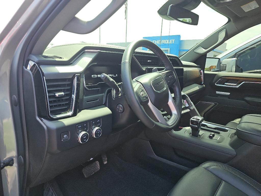used 2023 GMC Sierra 1500 car, priced at $58,775