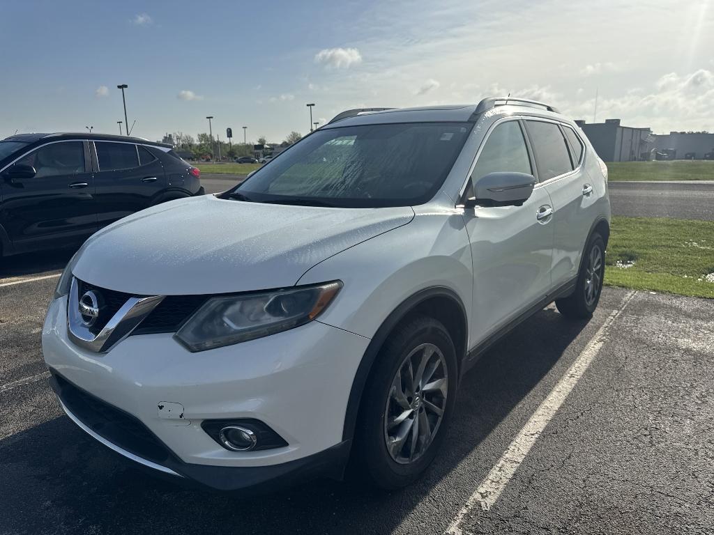 used 2015 Nissan Rogue car, priced at $11,125
