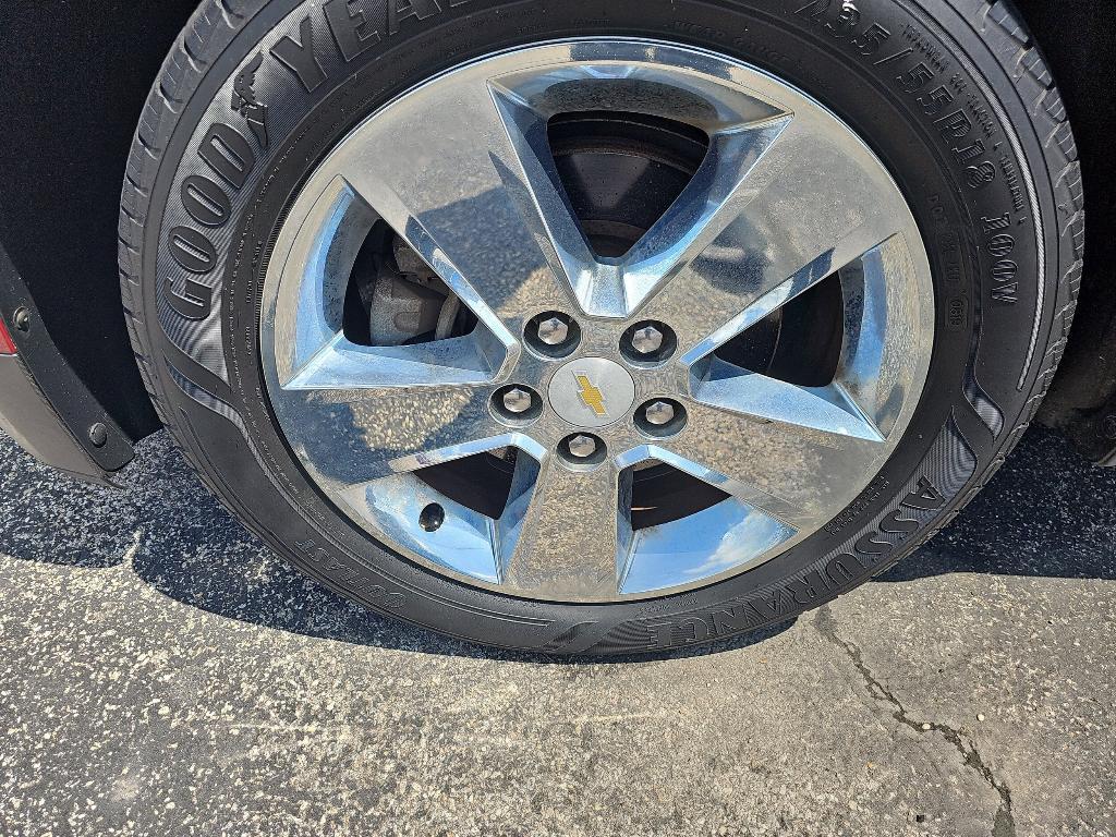 used 2015 Chevrolet Equinox car, priced at $9,975