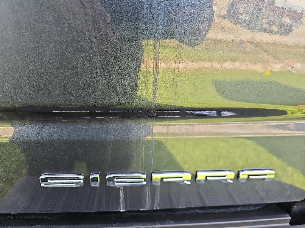 used 2021 GMC Sierra 1500 car, priced at $41,885