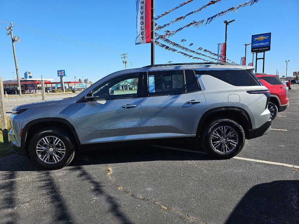 used 2025 Chevrolet Traverse car, priced at $37,275