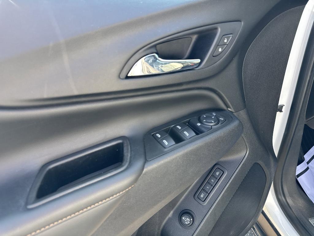 used 2020 Chevrolet Equinox car, priced at $22,560