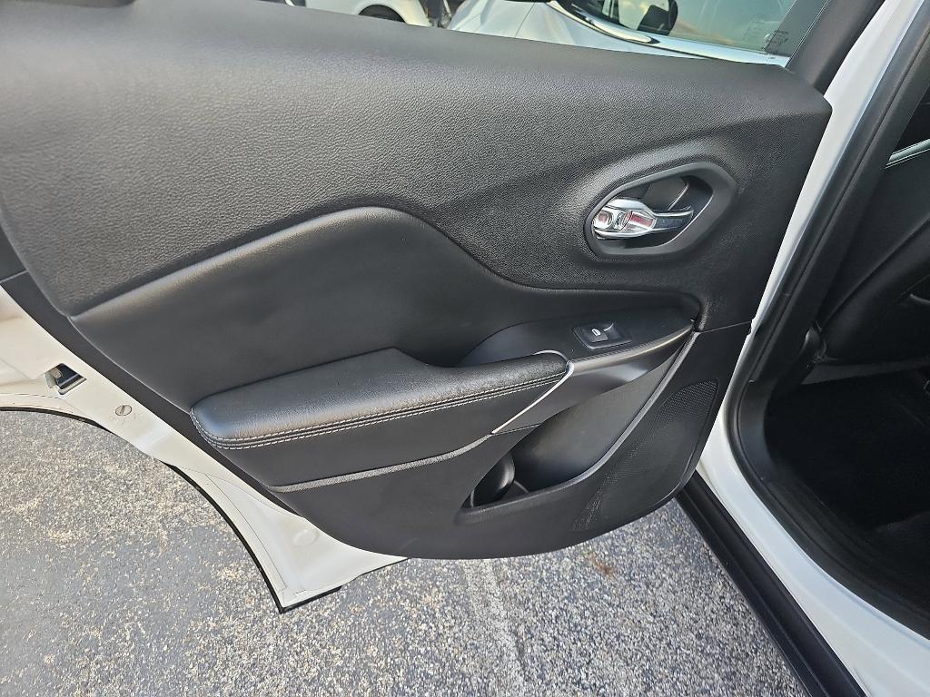 used 2019 Jeep Cherokee car, priced at $15,240