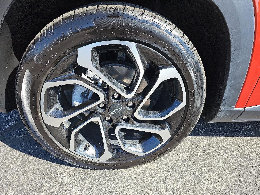 used 2024 Chevrolet Trax car, priced at $25,995