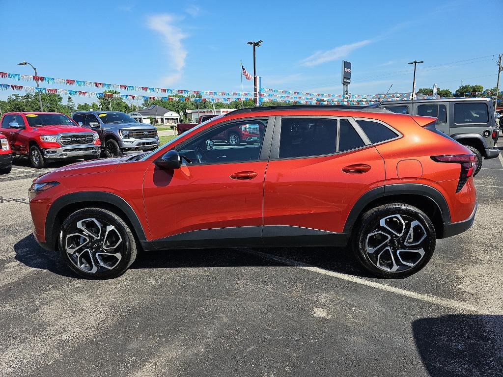 used 2024 Chevrolet Trax car, priced at $25,995