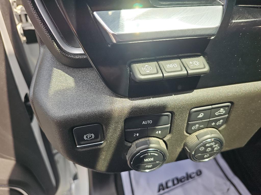 used 2024 Chevrolet Silverado 1500 car, priced at $43,985