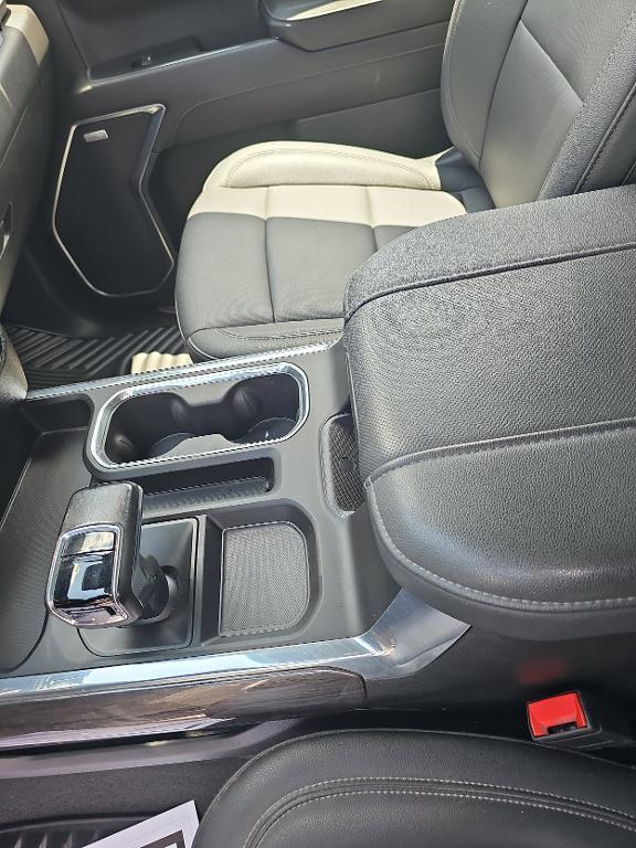 used 2024 Chevrolet Silverado 1500 car, priced at $43,985
