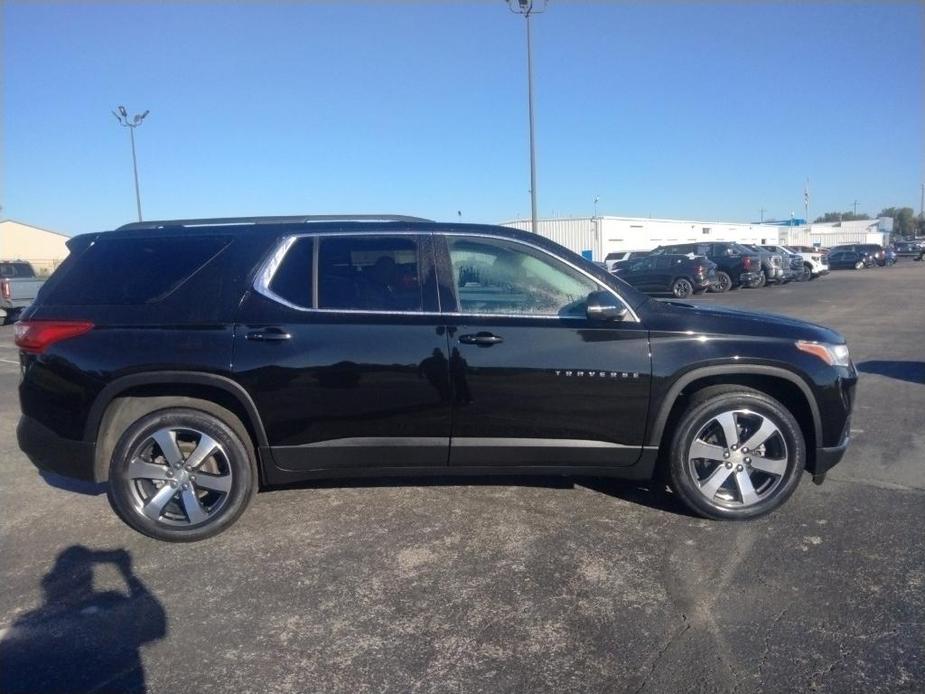 used 2021 Chevrolet Traverse car, priced at $27,490