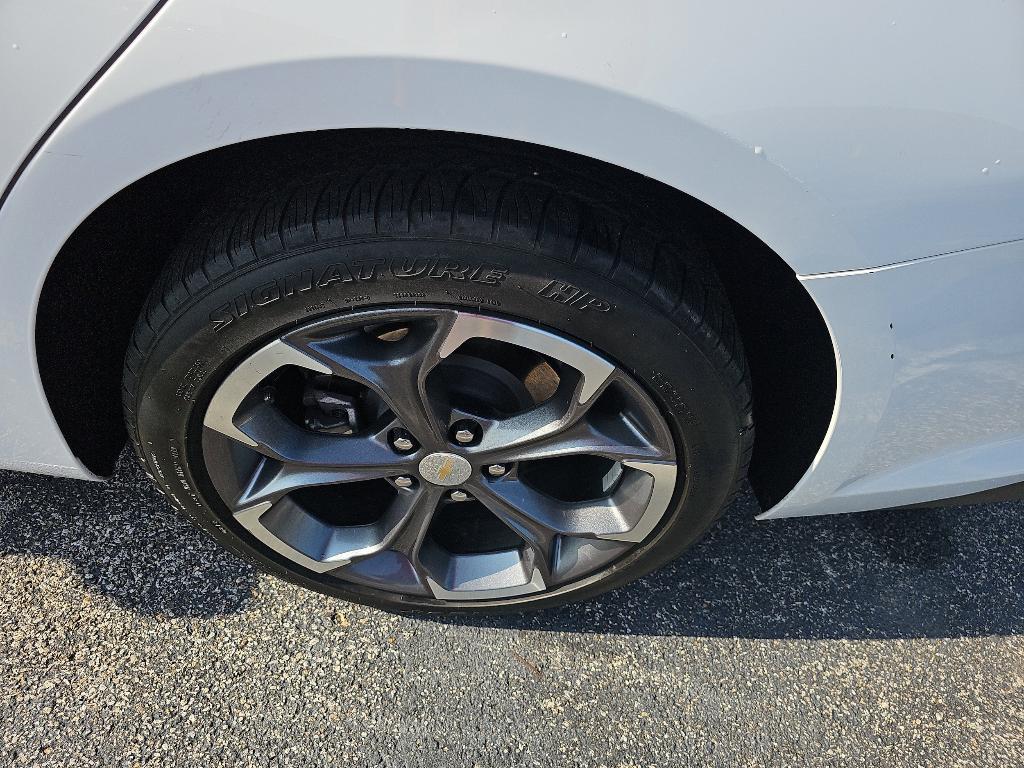 used 2023 Chevrolet Malibu car, priced at $20,180