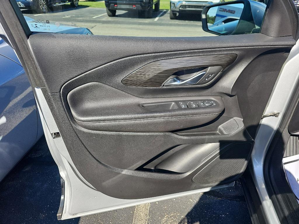 used 2022 GMC Terrain car, priced at $24,085