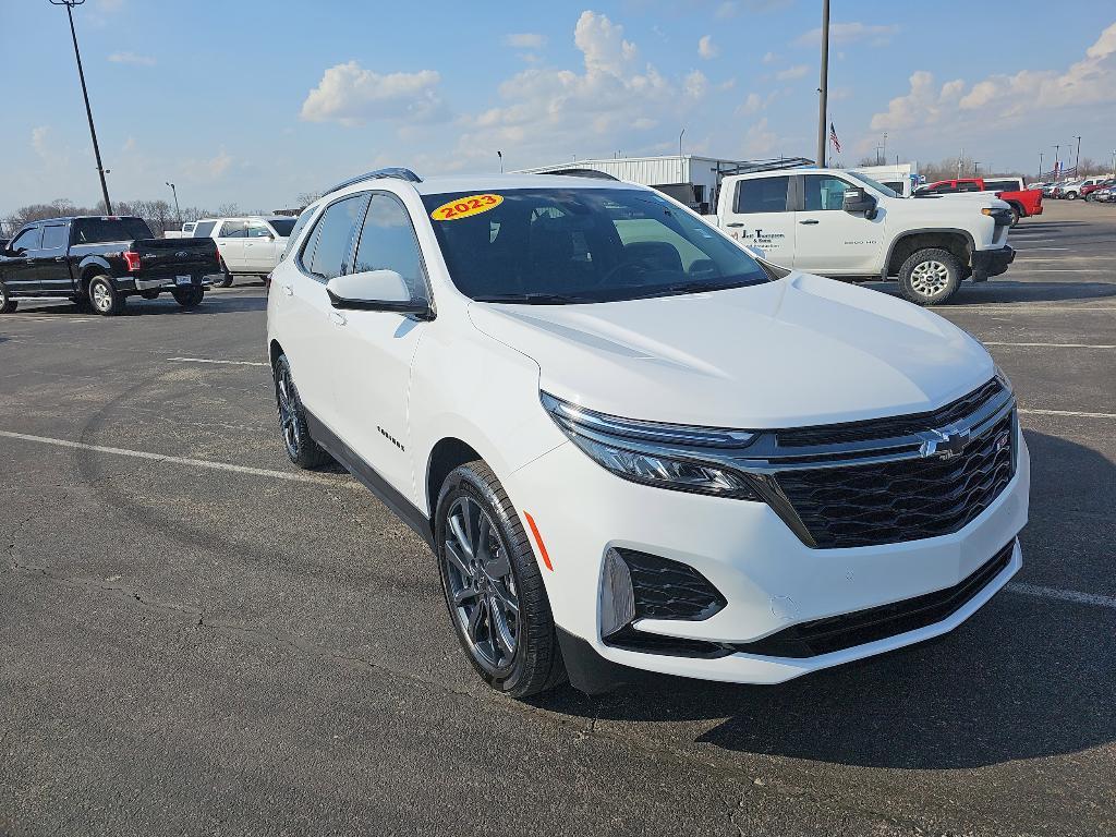 used 2023 Chevrolet Equinox car, priced at $26,985