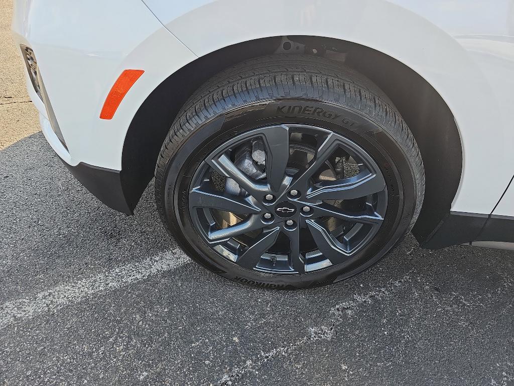 used 2023 Chevrolet Equinox car, priced at $26,985