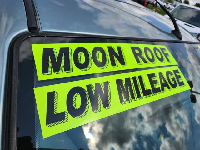 used 2006 Ford Focus car, priced at $3,995