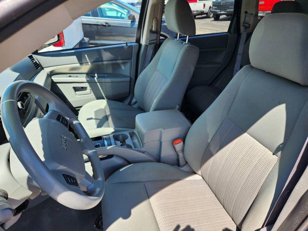 used 2007 Jeep Grand Cherokee car, priced at $6,995