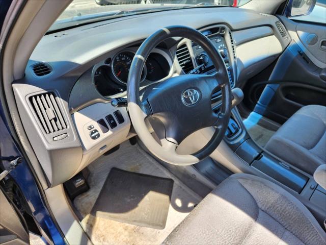 used 2003 Toyota Highlander car, priced at $5,995
