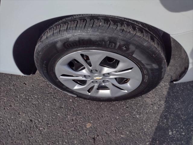 used 2019 Chevrolet Cruze car, priced at $8,995