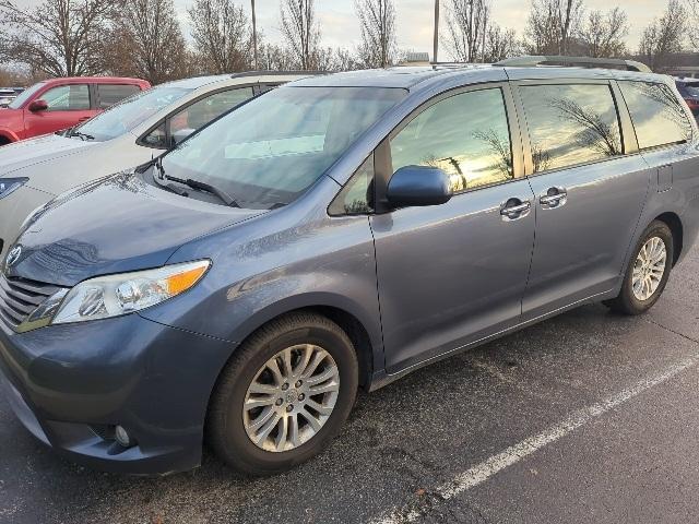 used 2016 Toyota Sienna car, priced at $15,650