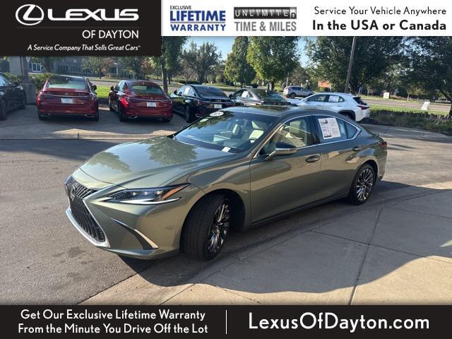 used 2025 Lexus ES 300h car, priced at $51,500