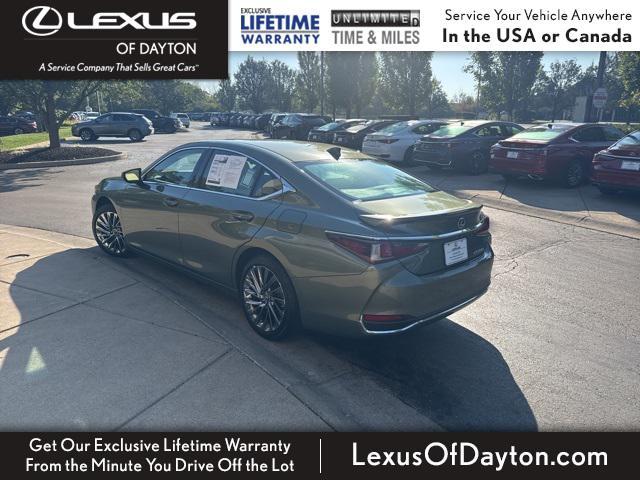 used 2025 Lexus ES 300h car, priced at $51,500