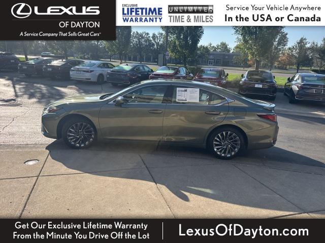 used 2025 Lexus ES 300h car, priced at $51,500