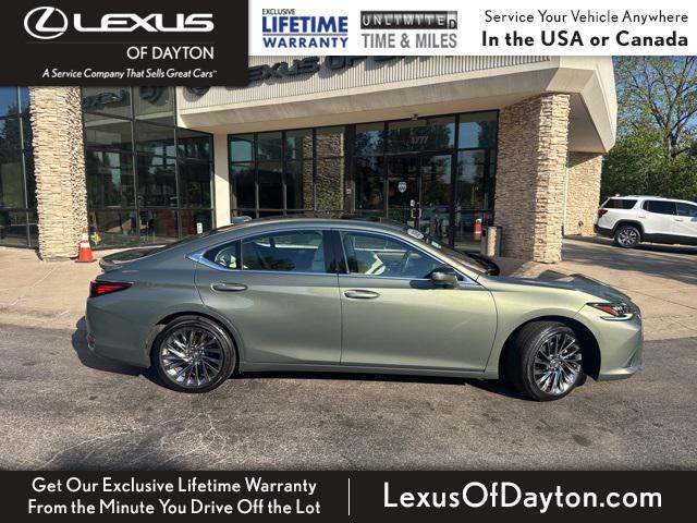 used 2025 Lexus ES 300h car, priced at $51,500