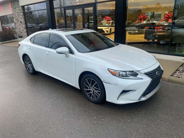 used 2016 Lexus ES 350 car, priced at $16,876