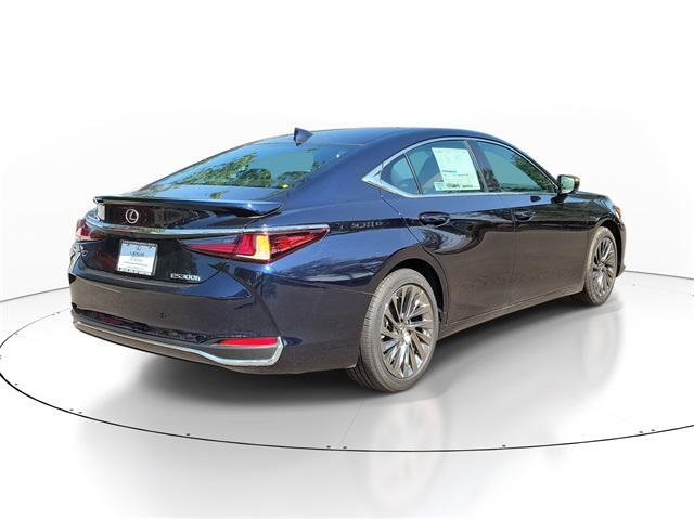 new 2025 Lexus ES 300h car, priced at $49,785