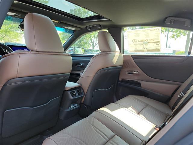 new 2025 Lexus ES 300h car, priced at $49,785