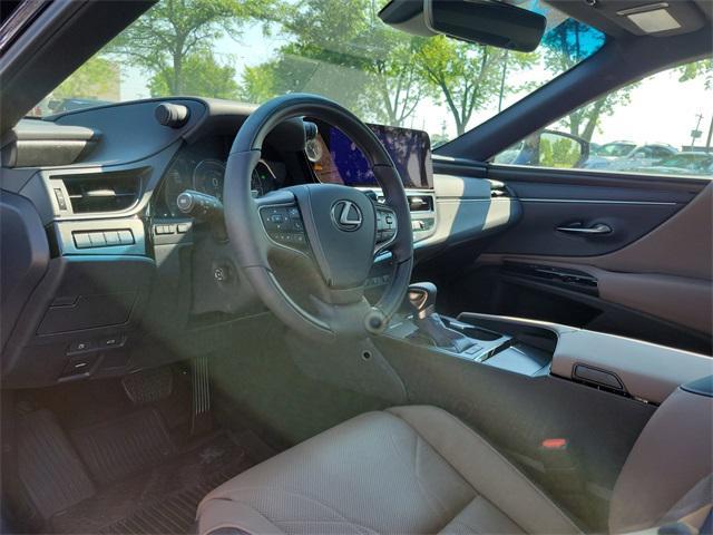 new 2025 Lexus ES 300h car, priced at $49,785